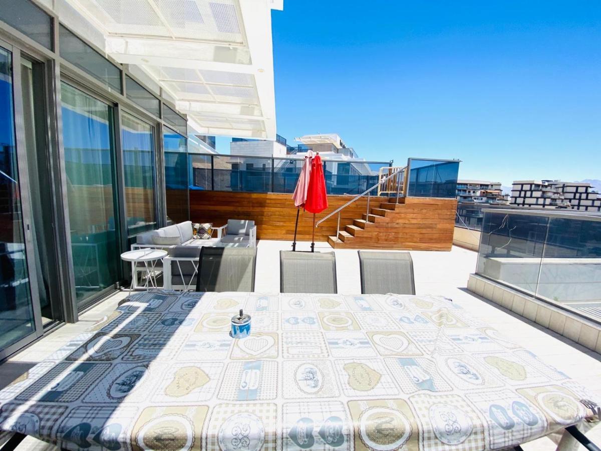 Apartament Stunning Penthouse With Sea Views And Private Heated Pool Ejlat Zewnętrze zdjęcie