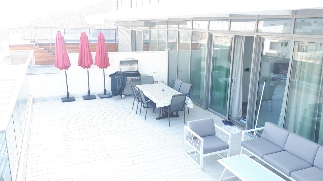 Apartament Stunning Penthouse With Sea Views And Private Heated Pool Ejlat Zewnętrze zdjęcie